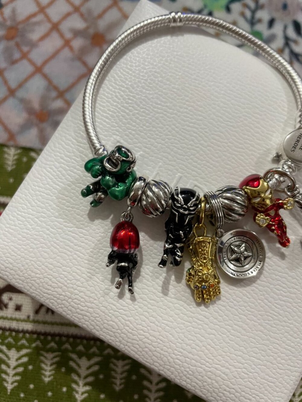 Pandora x Marvel Collaboration Charm Bracelet - Picture 3 of 10